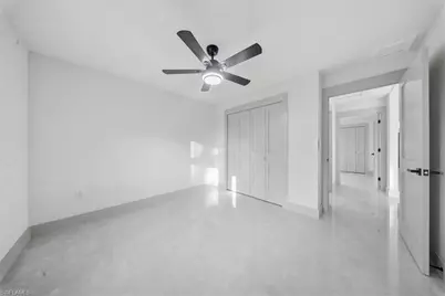 913 Cleveland Ave, Lehigh Acres, FL 33972 - Photo 8