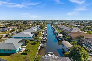 250 SW 37th Terrace, Cape Coral, FL 33914 - Photo 38