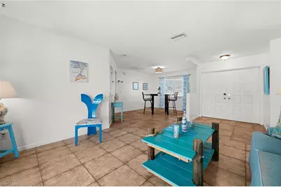 250 SW 37th Ter, Cape Coral, FL 33914 - Photo 10