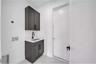 2913 46th St W, Lehigh Acres, FL 33971 - Photo 40