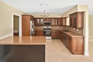 13511 Stratford Pl Cir, Fort Myers, FL 33919 - Photo 6