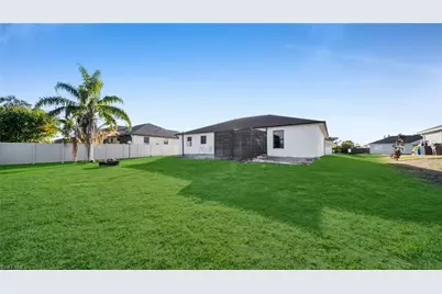 918 Acroft Ave, Lehigh Acres, FL 33971 - Photo 22