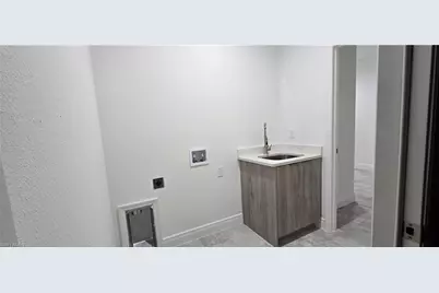 5028 W Tradewinds Cir, Labelle, FL 33935 - Photo 22