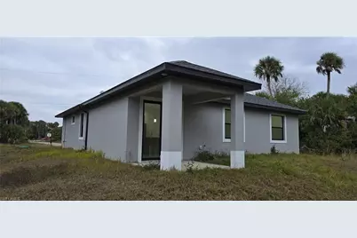 5028 W Tradewinds Cir, Labelle, FL 33935 - Photo 36