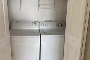 5218 Chiquita Blvd S, Cape Coral, FL 33914 - Photo 10