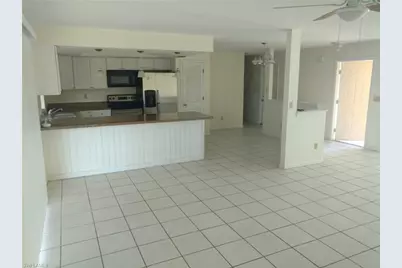 2102 NE 13th Pl, Cape Coral, FL 33909 - Photo 12