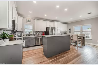 11511 Dogwood Ln, Fort Myers Beach, FL 33931 - Photo 14