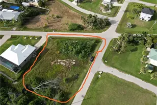 2391 Rose Ave, Other, FL 33956 - Photo 2