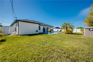 519 Trafalgar Pkwy, Cape Coral, FL 33991 - Photo 44