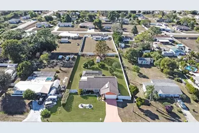 15 Maryland Rd, Lehigh Acres, FL 33936 - Photo 4