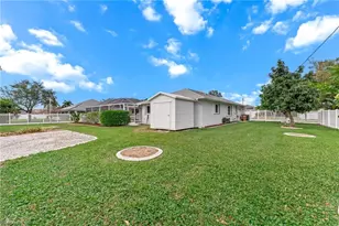 2218 SE 11th St, Cape Coral, FL 33990 - Photo 40
