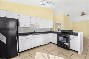 7250 Caloosa Dr, Bokeelia, FL 33922 - Photo 12