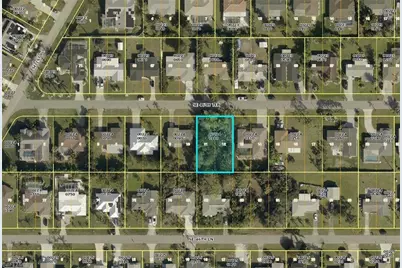 222 SE 46th Ter, Cape Coral, FL 33904 - Photo 2