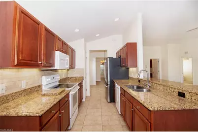 10023 Horse Creek Rd, Fort Myers, FL 33913 - Photo 16