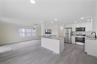 62 Kiowa Dr, Fort Myers Beach, FL 33931 - Photo 6