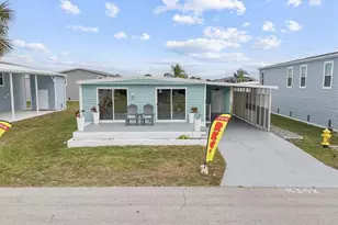 62 Kiowa Dr, Fort Myers Beach, FL 33931 - Photo 2