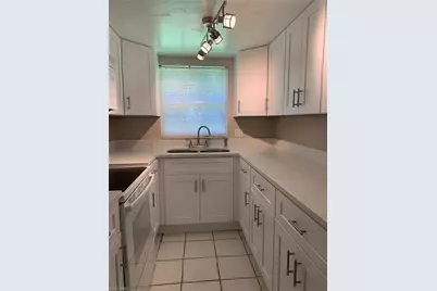 815 Courtington Ln #2, Fort Myers, FL 33919 - Photo 2