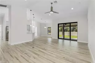 346 SW 28th Pl, Cape Coral, FL 33991 - Photo 10