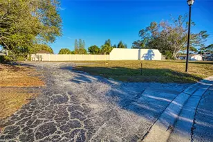 11780 Iona Rd, Fort Myers, FL 33908 - Photo 12