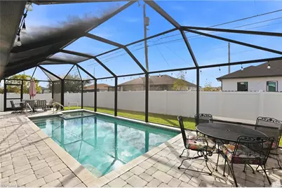 214 NE 24th Ter, Cape Coral, FL 33909 - Photo 24