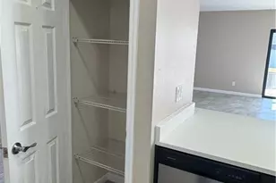 1004 Diplomat Pkwy W, Cape Coral, FL 33993 - Photo 12