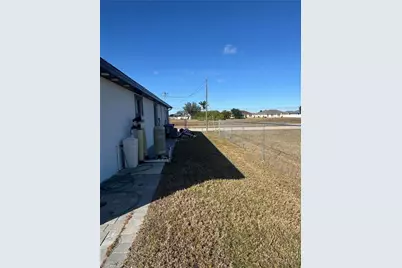 1004 Diplomat Pkwy W, Cape Coral, FL 33993 - Photo 28