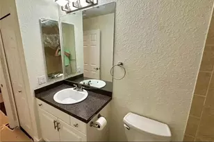 2205 NE 8th Pl, Cape Coral, FL 33909 - Photo 12