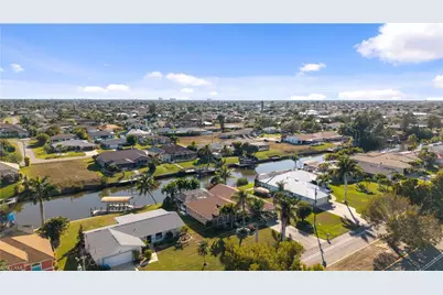 230 Kamal Pkwy, Cape Coral, FL 33904 - Photo 12