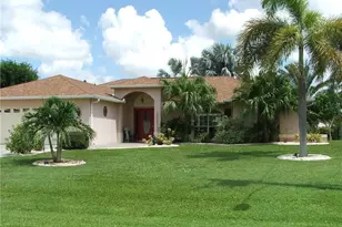 613 SE 21st St, Cape Coral, FL 33990 - Photo 1
