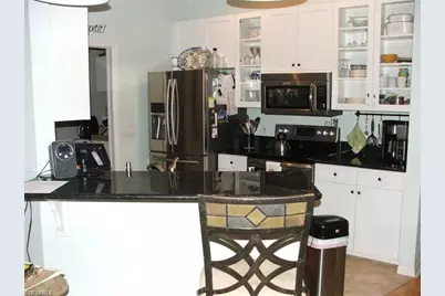 613 SE 21st St, Cape Coral, FL 33990 - Photo 4