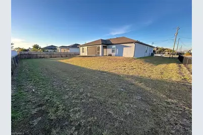 242 Lisette St, Fort Myers, FL 33913 - Photo 14