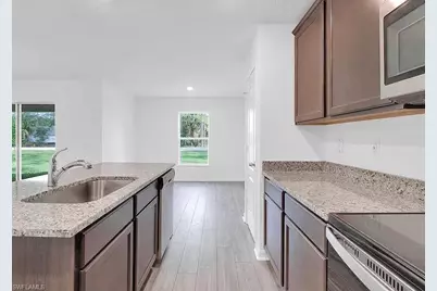 242 Lisette St, Fort Myers, FL 33913 - Photo 2