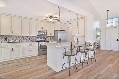 9201 Marigold Ct, Fort Myers, FL 33919 - Photo 14