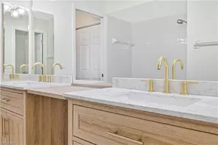 9201 Marigold Ct, Fort Myers, FL 33919 - Photo 28