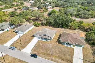 2011 Granada Rd, Labelle, FL 33935 - Photo 26