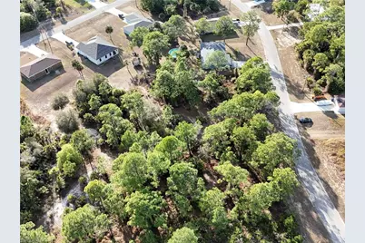 5010 Squaw Ln, Labelle, FL 33935 - Photo 8