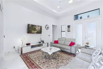 3121 SW 26th Pl, Cape Coral, FL 33914 - Photo 8