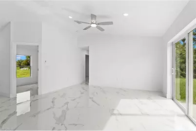 835 Oakridge Ave S, Lehigh Acres, FL 33974 - Photo 8