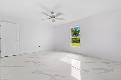 835 Oakridge Ave S, Lehigh Acres, FL 33974 - Photo 12
