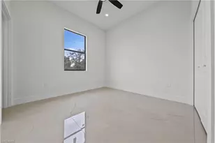 927 Norfolk Ave S, Lehigh Acres, FL 33974 - Photo 10