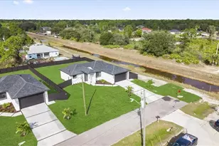 4607 Hanna Ave N, Lehigh Acres, FL 33971 - Photo 10