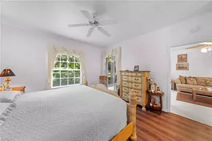 871 Tanbark Dr, Naples, FL 34108 - Photo 14