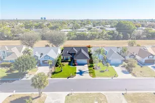 15068 Cloverdale Dr, Fort Myers, FL 33919 - Photo 2