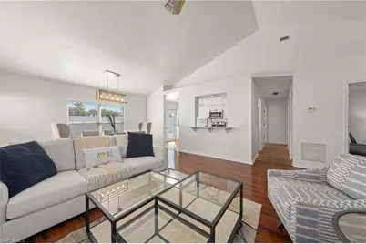 15068 Cloverdale Dr, Fort Myers, FL 33919 - Photo 8