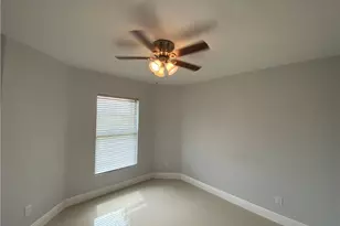 255 SW 4th St, Cape Coral, FL 33991 - Photo 10