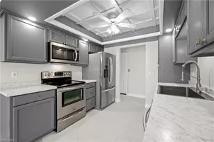 503 SE 16th Pl, Cape Coral, FL 33990 - Photo 10