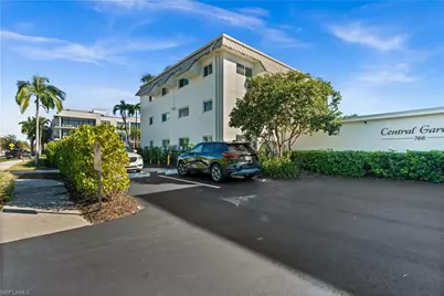 766 Central Ave #301, Naples, FL 34102 - Photo 30