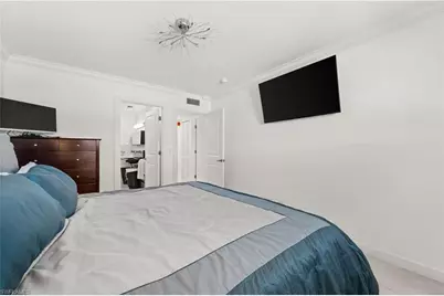 766 Central Ave #301, Naples, FL 34102 - Photo 14