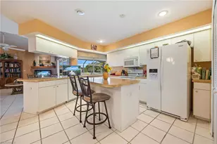 11701 Pinewood Lakes Dr, Fort Myers, FL 33913 - Photo 8