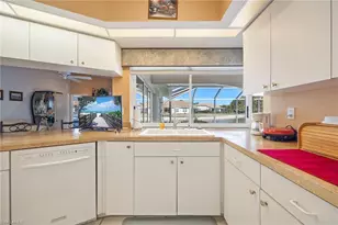 11701 Pinewood Lakes Dr, Fort Myers, FL 33913 - Photo 12